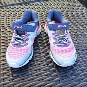 Fila gray and pink girls sneaker size 13